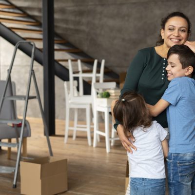 familia-se-mudando-para-uma-nova-casa
